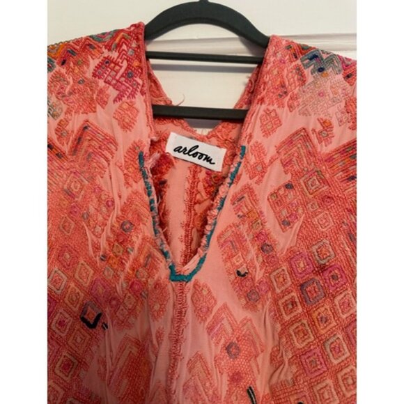 Arloom. One-of-a-Kind Huipil Pink Top. Size M/L. - Picture 3 of 7